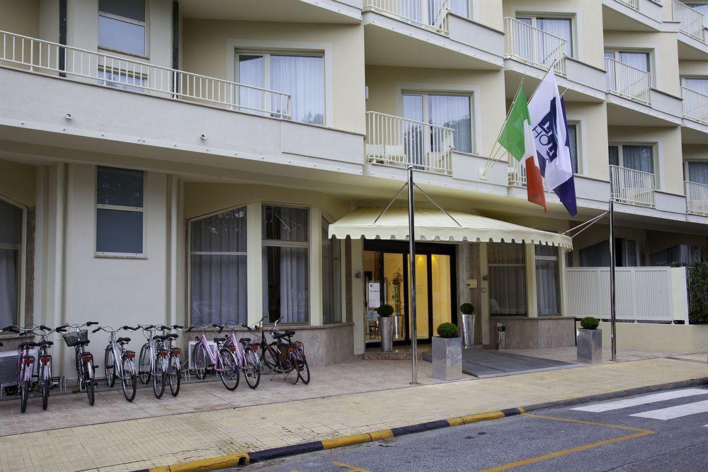 Grand Hotel Forte dei Marmi Exterior photo