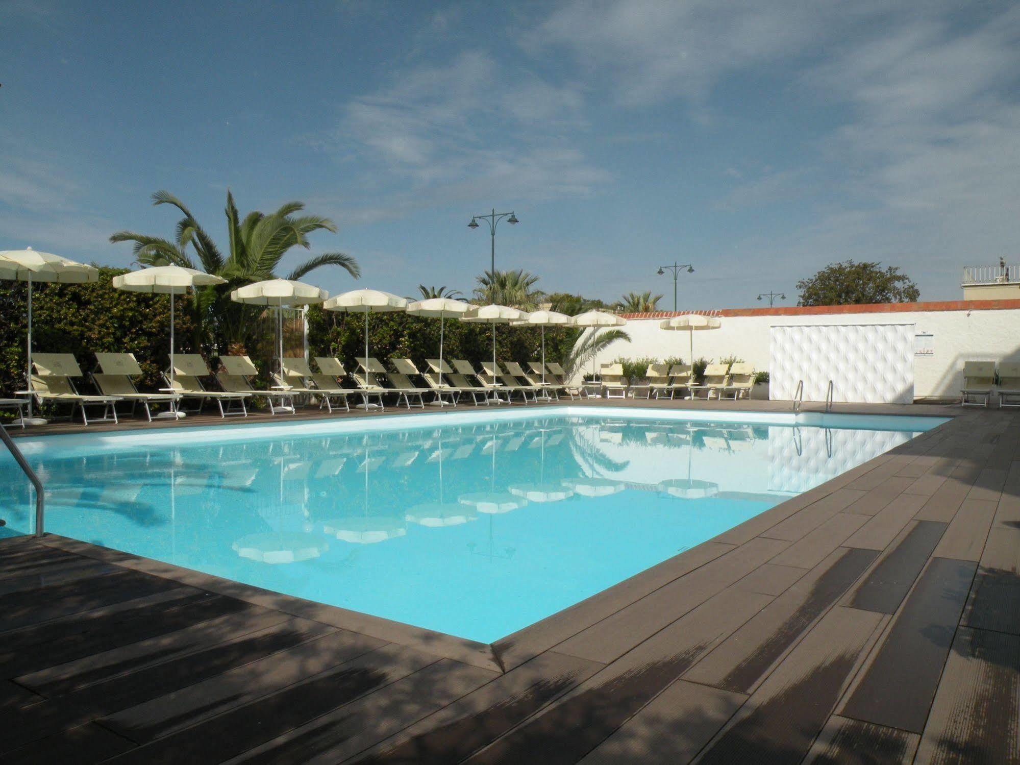 Grand Hotel Forte dei Marmi Exterior photo